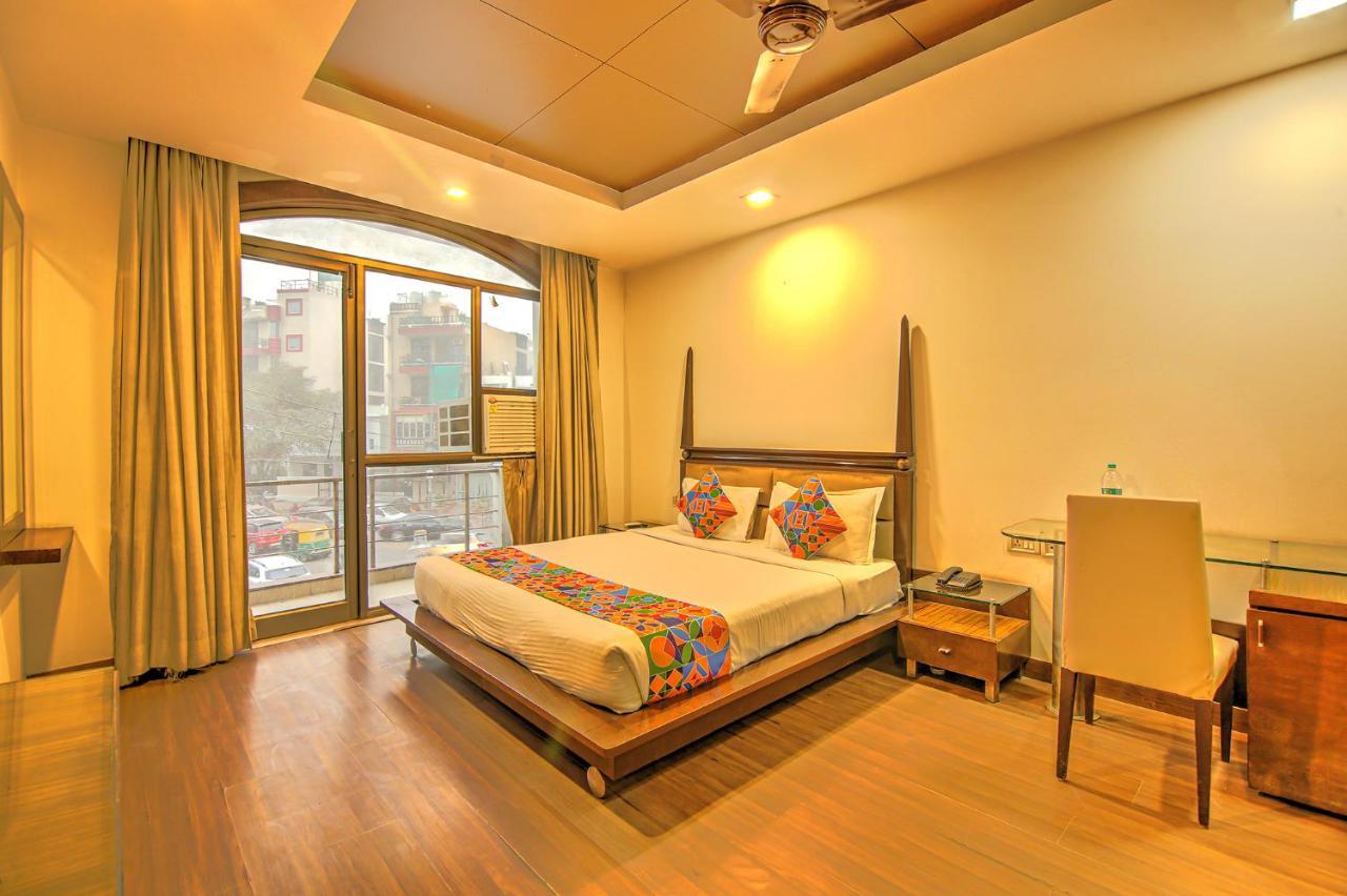 FabHotel Le Grand New Delhi Extérieur photo