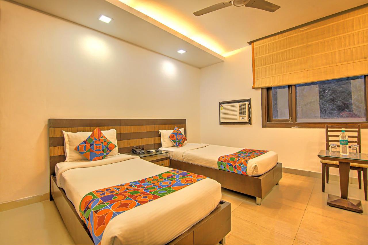 FabHotel Le Grand New Delhi Extérieur photo