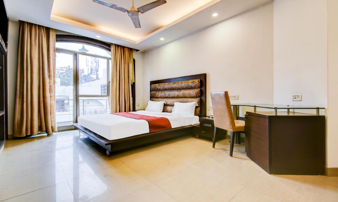 FabHotel Le Grand New Delhi Extérieur photo