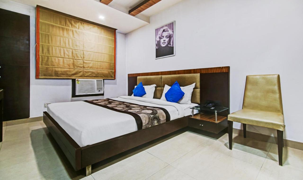 FabHotel Le Grand New Delhi Extérieur photo