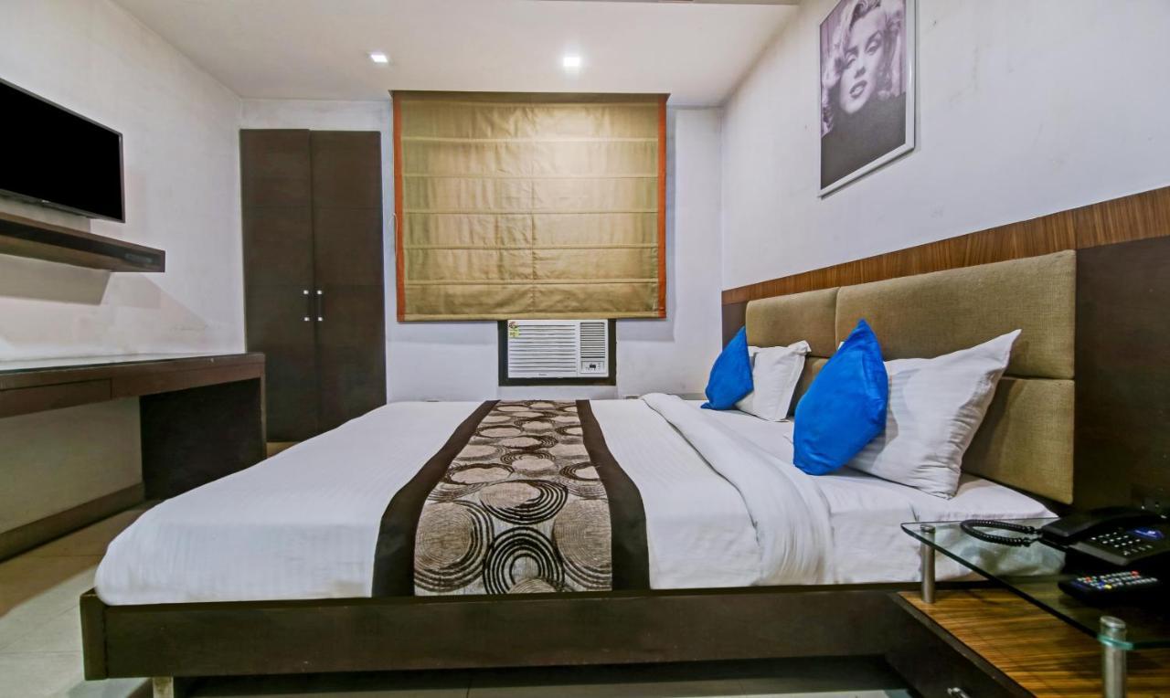 FabHotel Le Grand New Delhi Extérieur photo